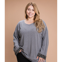 Load image into Gallery viewer, Hacci Brushed Sweater Plus / Charcoal
